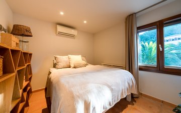 Property slide 16