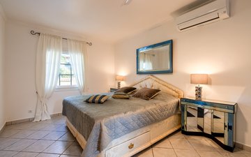 Property slide 14