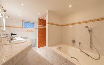 Property slide 21