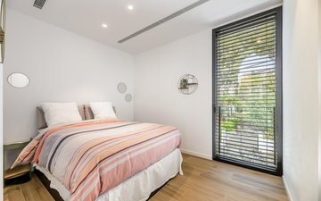 Property slide 21