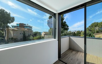 Property slide 19