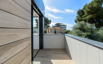 Property slide 20