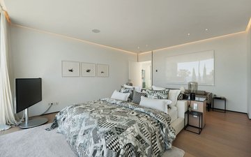 Property slide 17