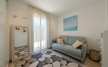Property slide 10