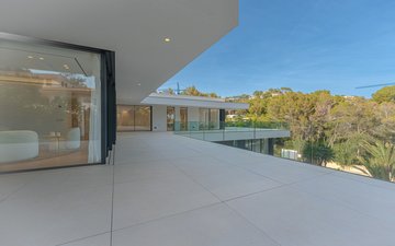Property slide 67