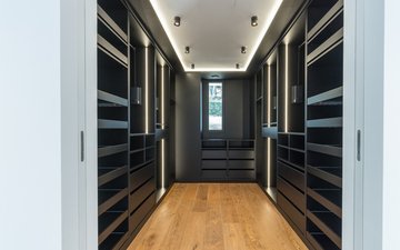 Property slide 61