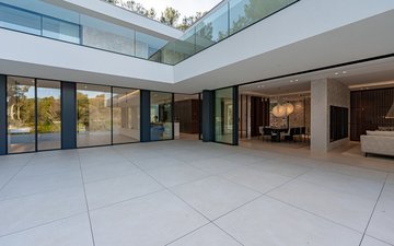Property slide 23