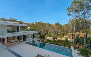 Property slide 72
