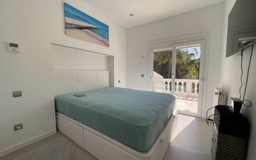 Property slide 21