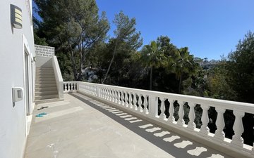 Property slide 30
