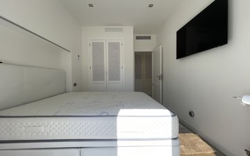 Property slide 25