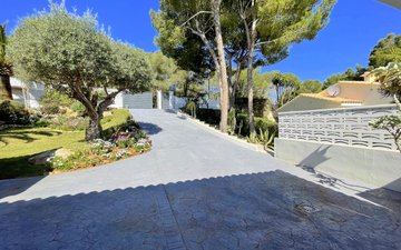 Property slide 19