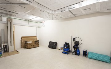 Property slide 35