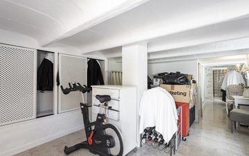 Property slide 25