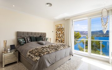 Property slide 18