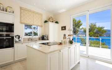 Property slide 14