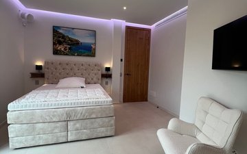 Property slide 98