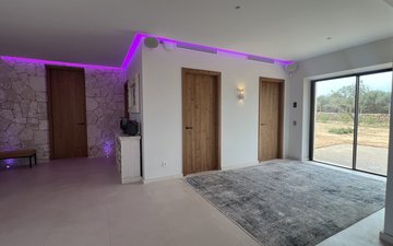 Property slide 82