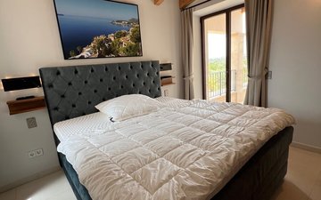 Property slide 64