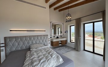Property slide 41