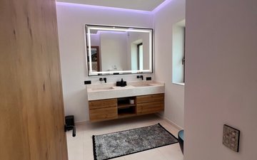 Property slide 104