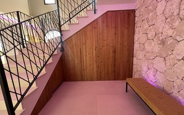 Property slide 85