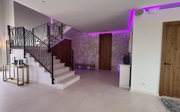 Property slide 83