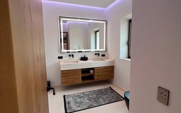 Property slide 105