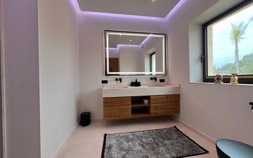 Property slide 109