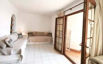 Property slide 11