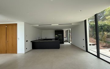 Property slide 9