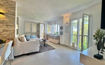 Property slide 4