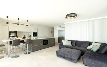 Property slide 25