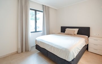 Property slide 18