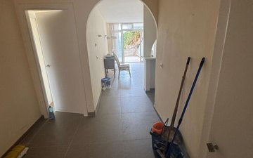 Property slide 22