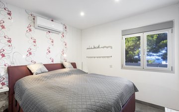 Property slide 7