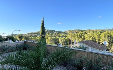 Property slide 22