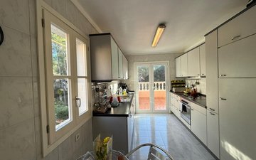 Property slide 12