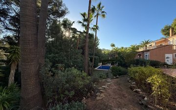 Property slide 43