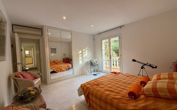 Property slide 18