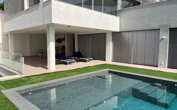 Property slide 49
