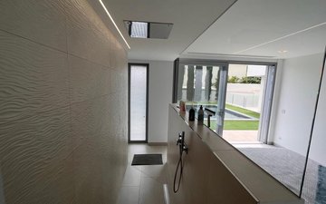 Property slide 24