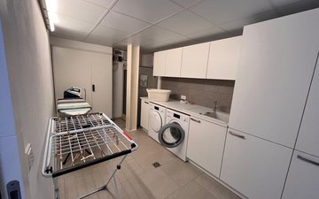 Property slide 32