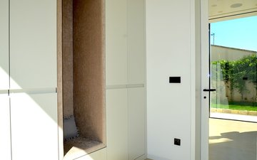 Property slide 10