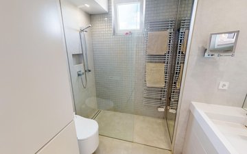 Property slide 20