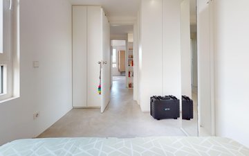 Property slide 60