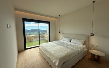 Property slide 22