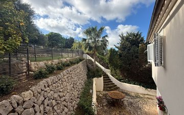 Property slide 31