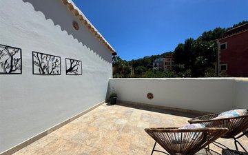 Property slide 4