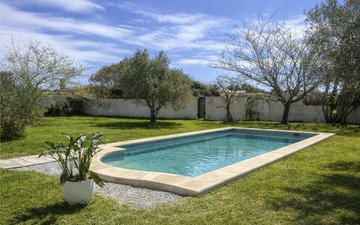 Property slide 15